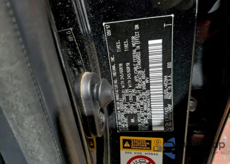 2017 Toyota Highlander Le z USA, uszkodzony, nr VIN 5TDBZRFH4HS477605